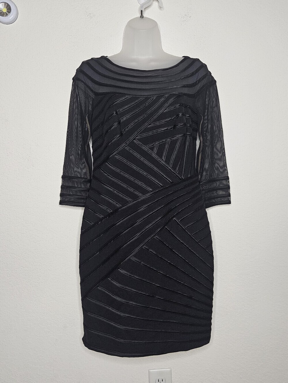 Tadashi Shoji Black Illusion Mesh Cocktail Dress Size Small Banadage Bodycon